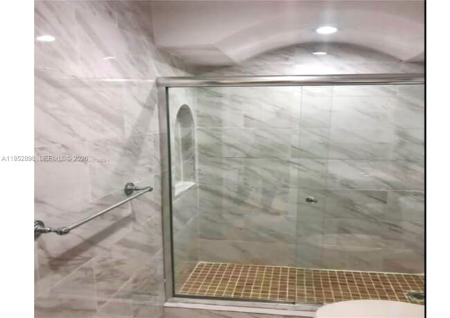 Building Photo - 17255 SW 95th Ave