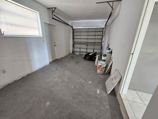 Building Photo - 13700 SW 18th Terrace