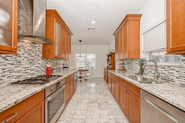 Building Photo - 16535 Oat Mill Dr