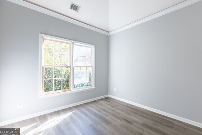 Building Photo - 1748 Christiana Dr
