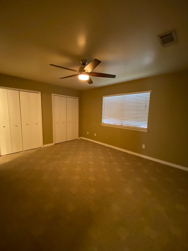 Building Photo - 11611 Fruitwood Pl