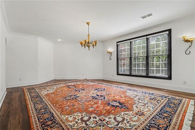 Building Photo - 3950 Spalding Dr