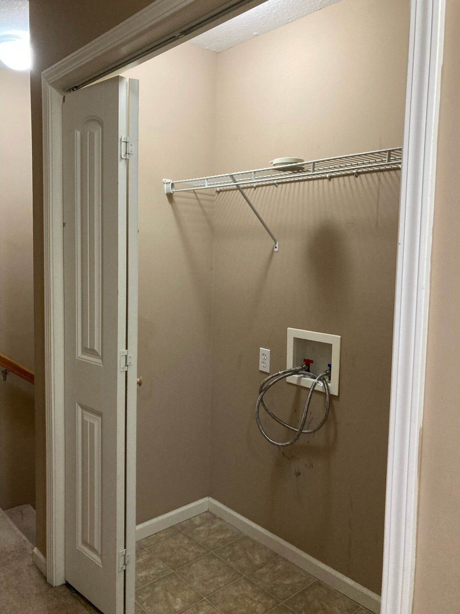 Building Photo - 900 Ashley Dr.