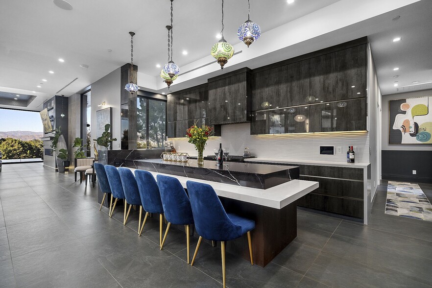 Building Photo - 3712 Broadlawn Dr