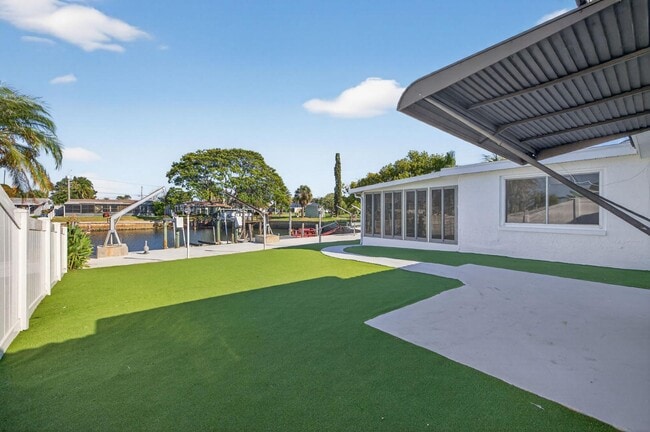 Building Photo - 12734 2nd Isle