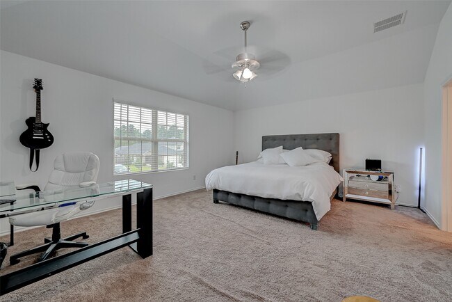 Building Photo - 1234 Blue Hazel Ct