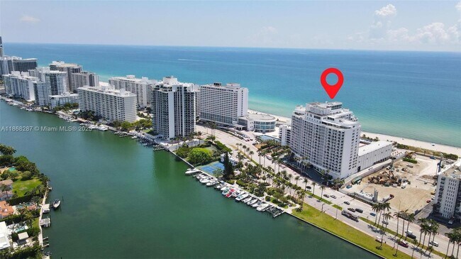 Building Photo - 5401 Collins Ave