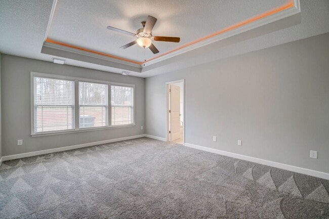 Building Photo - 732 Shelburne Ln