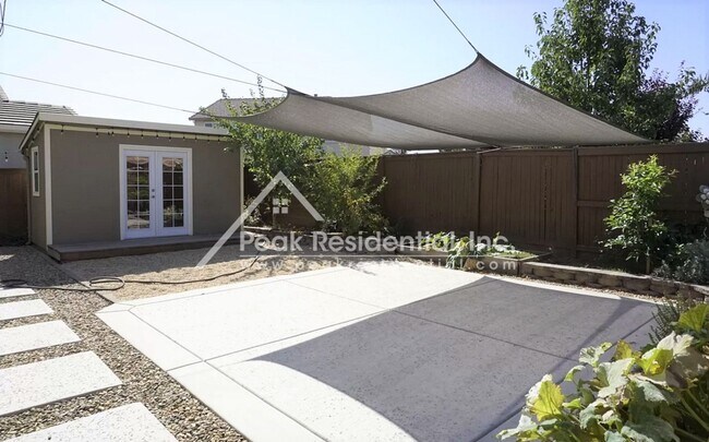 Building Photo - Wonderful Elk Grove 4bd/3ba Home with 2 Car Garage & Loft Area