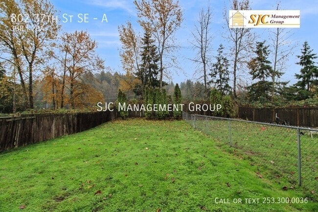 Building Photo - 802 37th St SE