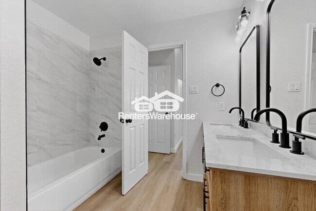 Building Photo - Completely Refreshed Forney Home MOVE IN R...