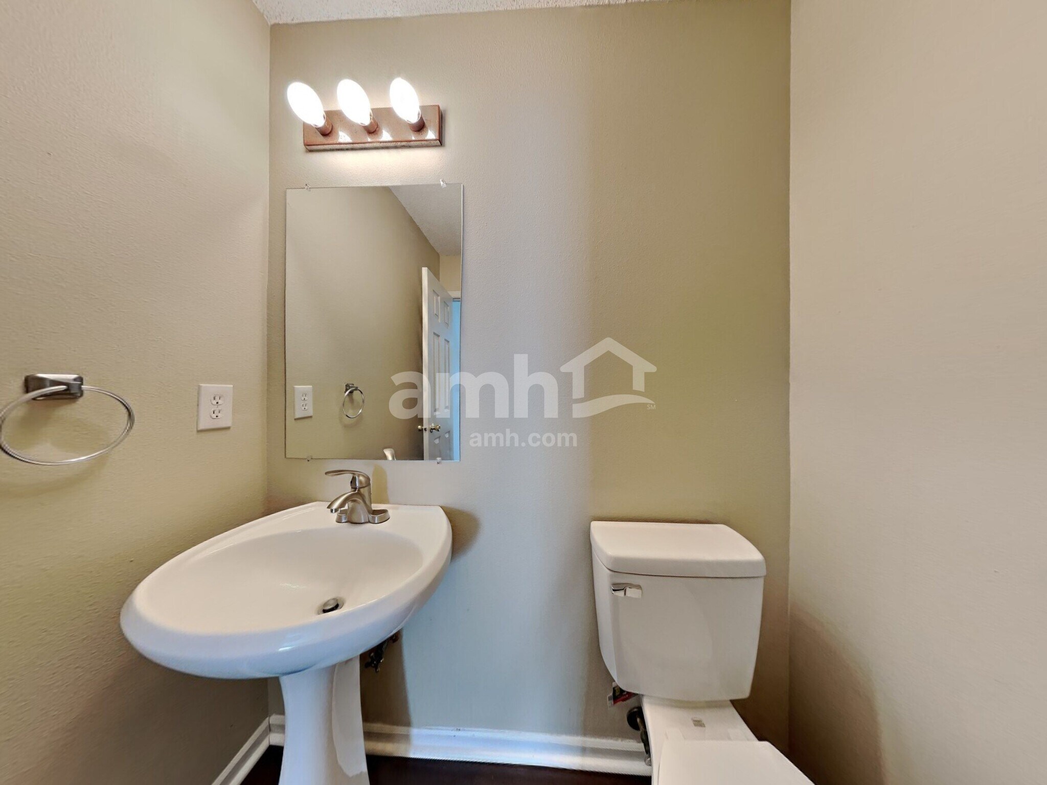 Building Photo - 6709 Everbloom Ln