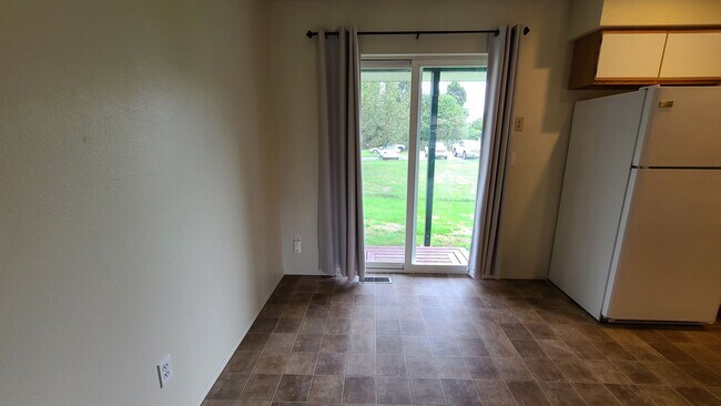 Building Photo - Borseth Street