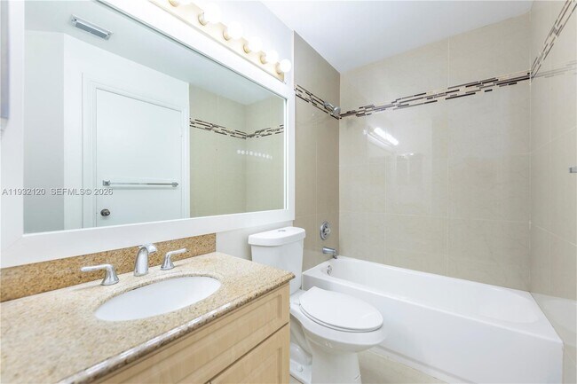 Building Photo - 1155 Coral Club Dr