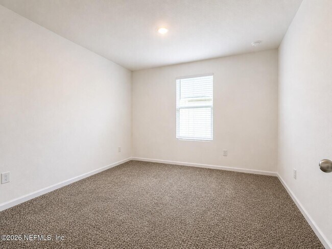 Building Photo - 350 Ardila Cir