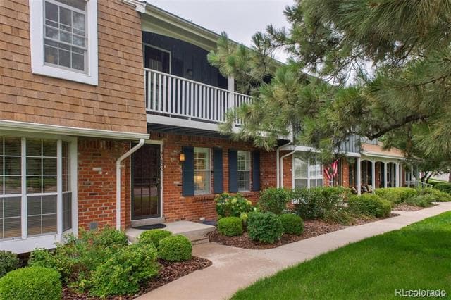 Building Photo - 9030 E Cherry Creek S Dr
