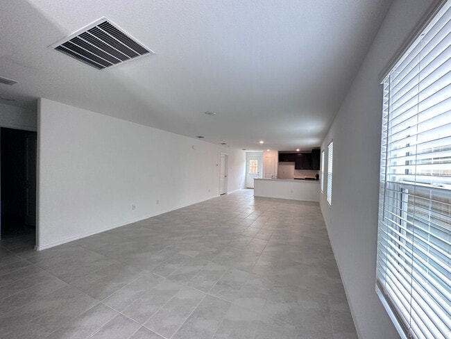 Building Photo - BRAND NEW HOUSE!!!