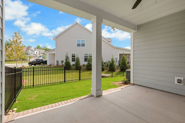 Building Photo - 49 Hensley Rd