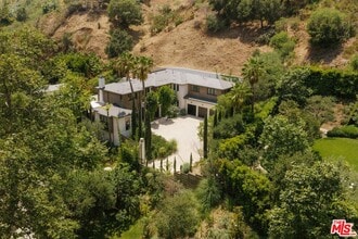 Building Photo - 1105 Rivas Canyon Rd
