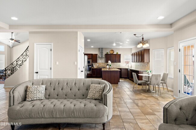 Building Photo - 13232 Emerald Isle St