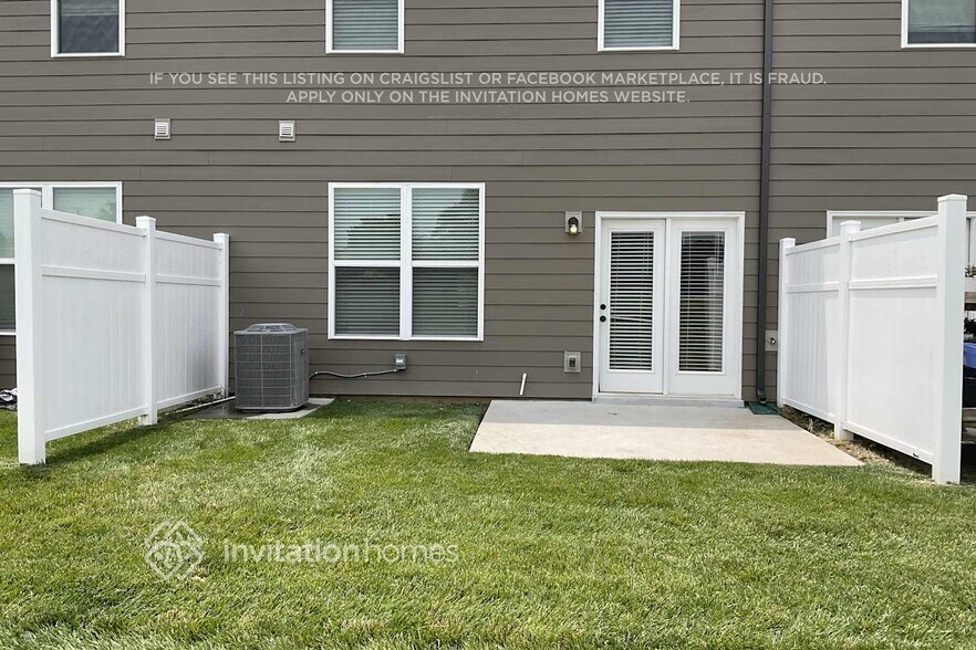 Building Photo - 127 Fister Dr