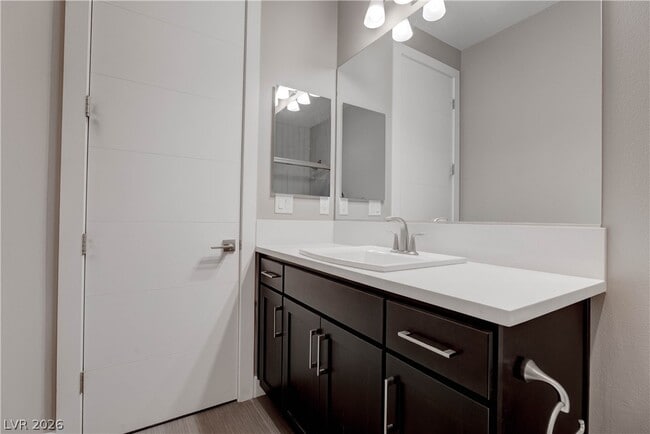 Building Photo - 86 Pristine Glen St