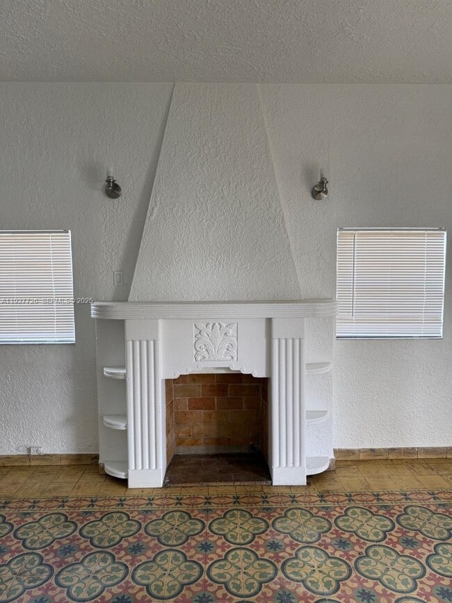 Building Photo - 2978 NW 28th St