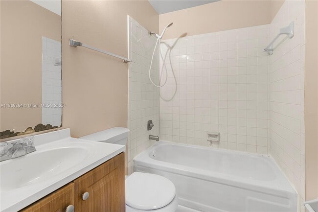 Building Photo - 1630 Sandpiper Blvd