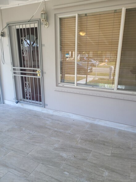 Building Photo - 7920 SW 22nd St