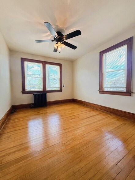 Building Photo - 23 Stein Ave