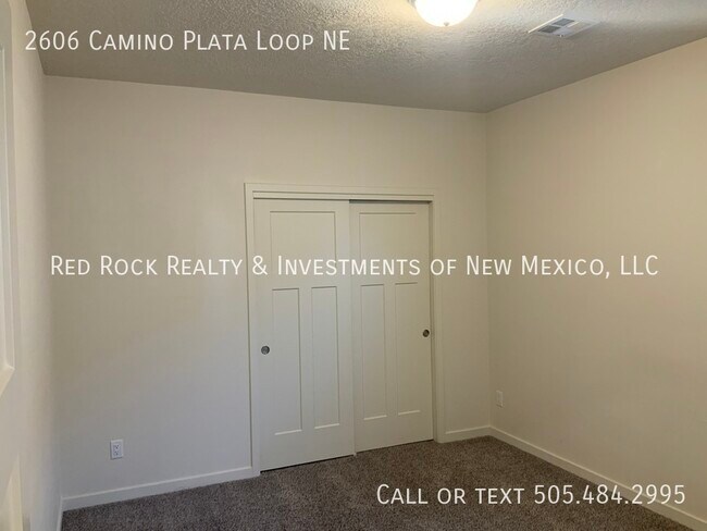 Building Photo - 2606 Camino Plata Loop NE