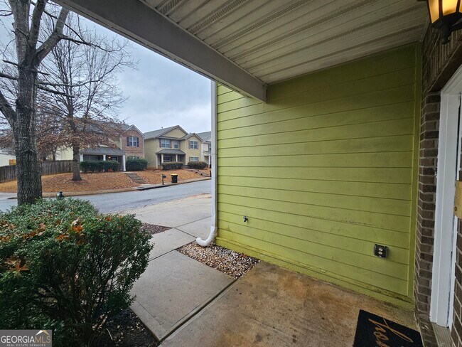 Building Photo - 206 Southwind Ln