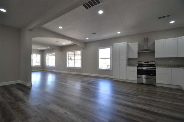 Building Photo - 7604 Avenue I