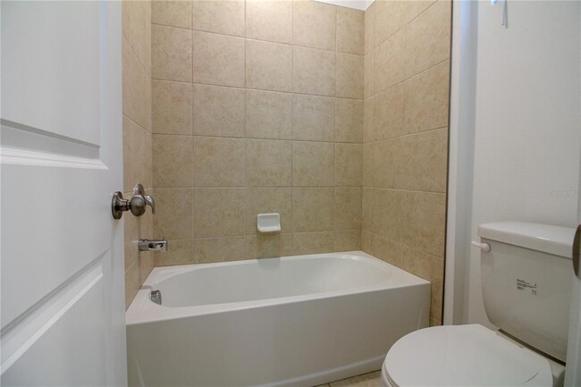 Building Photo - 6524 Great Bear Dr