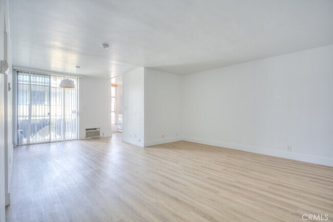 Building Photo - 4255 5th St