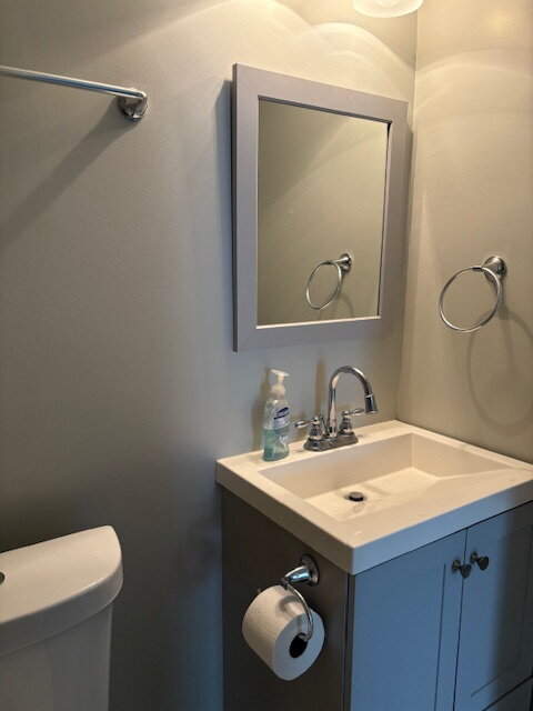 Building Photo - Newly renovated!!!