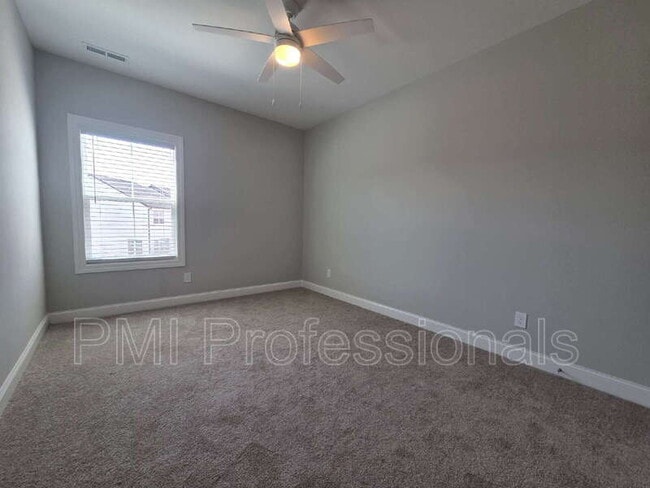 Building Photo - 1373 Rebecca Johns Dr