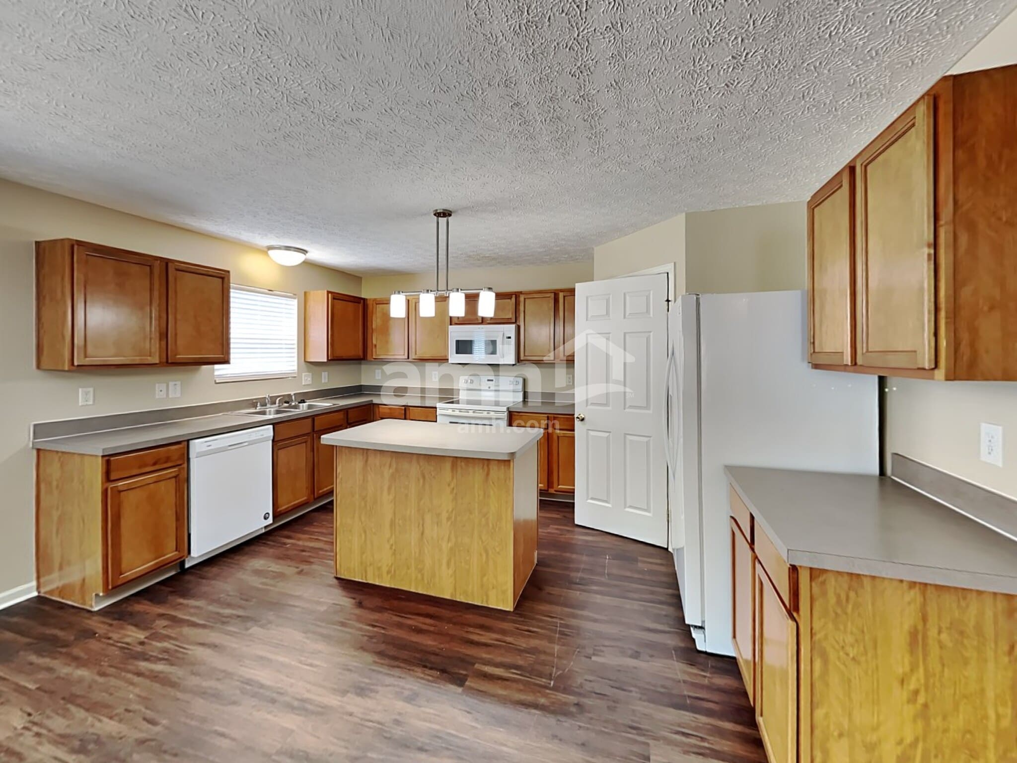 Building Photo - 8157 Grant Park Ave