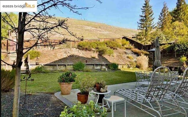 Building Photo - 3029 Windmill Canyon Dr
