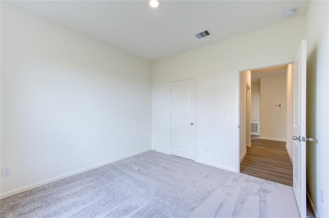 Building Photo - 5903 Grantgrala Dr