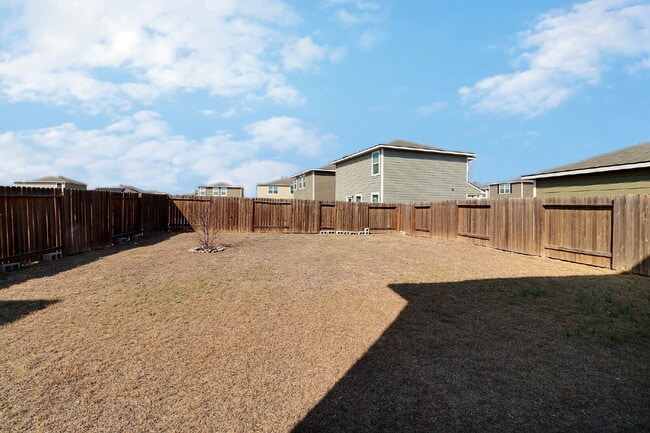 Building Photo - Move-In Ready 3-Bed Home with Solar Panels + Washer, Dryer & Refrigerator — Half Off Second Full ...