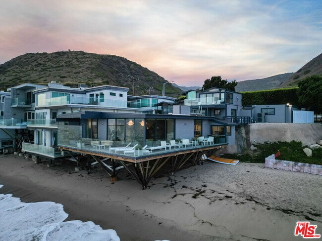 Building Photo - 26044 Pacific Coast Hwy