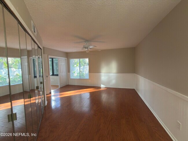Building Photo - 1 TURTLEBACK Trl