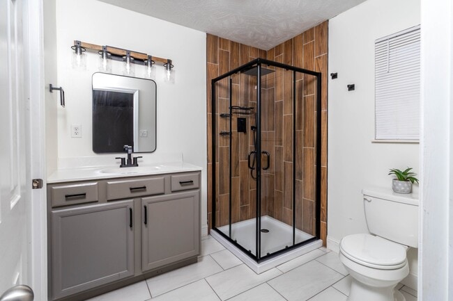 Building Photo - 2821 Vicksburg Ln