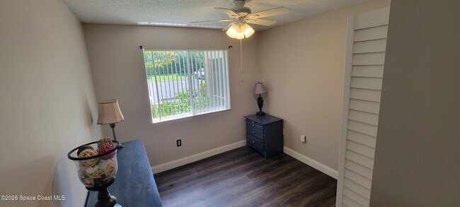 Building Photo - 1590 S 42ND Cir