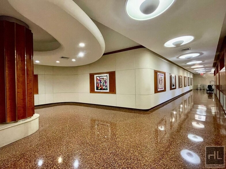 Building Photo - East 79th Street