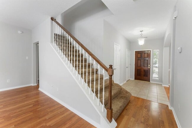 Building Photo - 15 Capshaw Ct