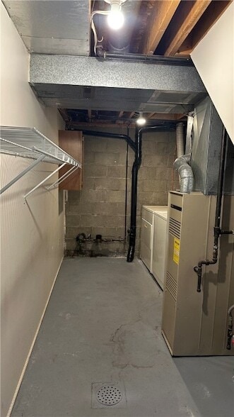 Building Photo - 201 Kendall Ln