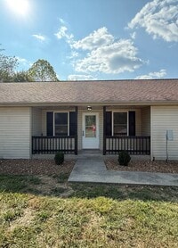 Building Photo - Raney Hill