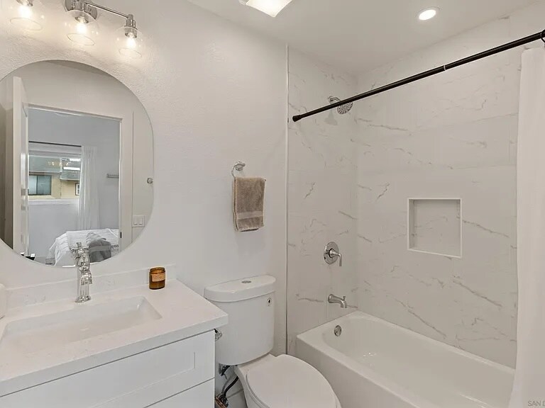 Spare bathroom - 2510 Woodlands Way